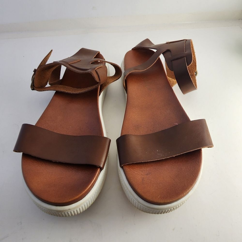 Alter'd State brown open toe sandals